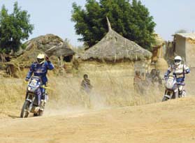 dakar rally motorcycle