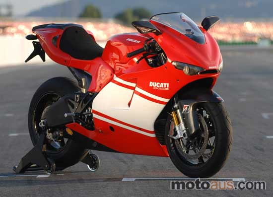 ducati desmosedici rr