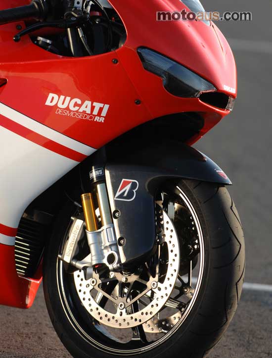 ducati desmosedici rr front end