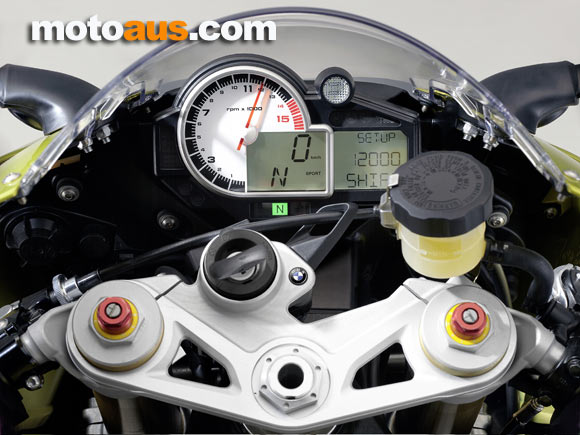 bmw-s1000-rr-dash