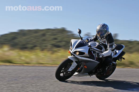 2009-R1-yamaha-6