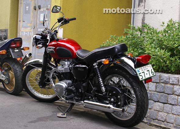kawasaki-w400-japan