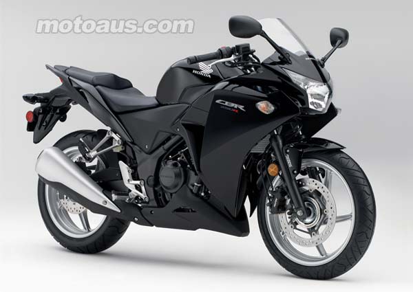 honda-cbr-250r-black