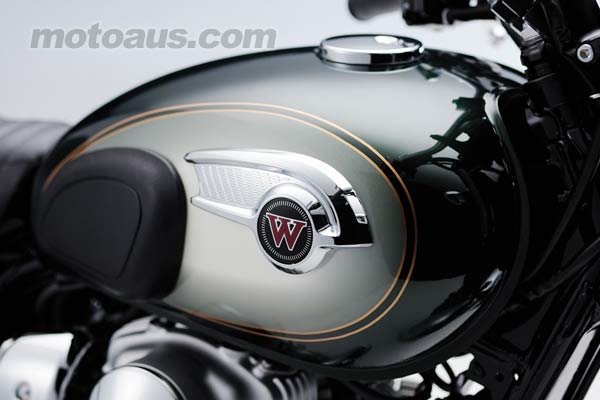 kawasaki-w800-tank