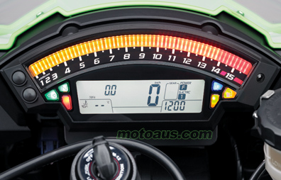 2011-zx10r-dash-m