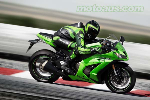 2011-zx10r-kawasaki