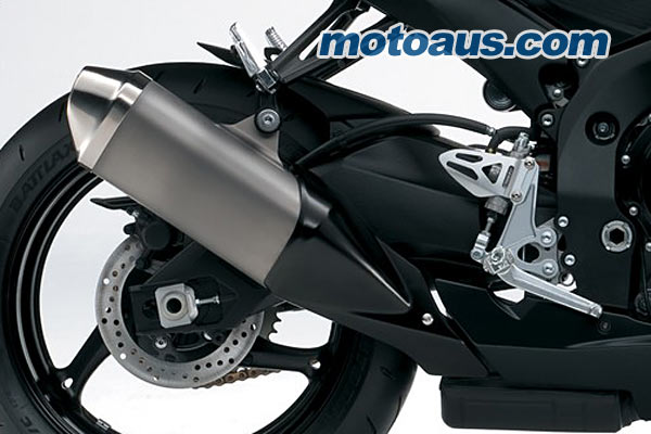 suzuki-gsxr-750-2011