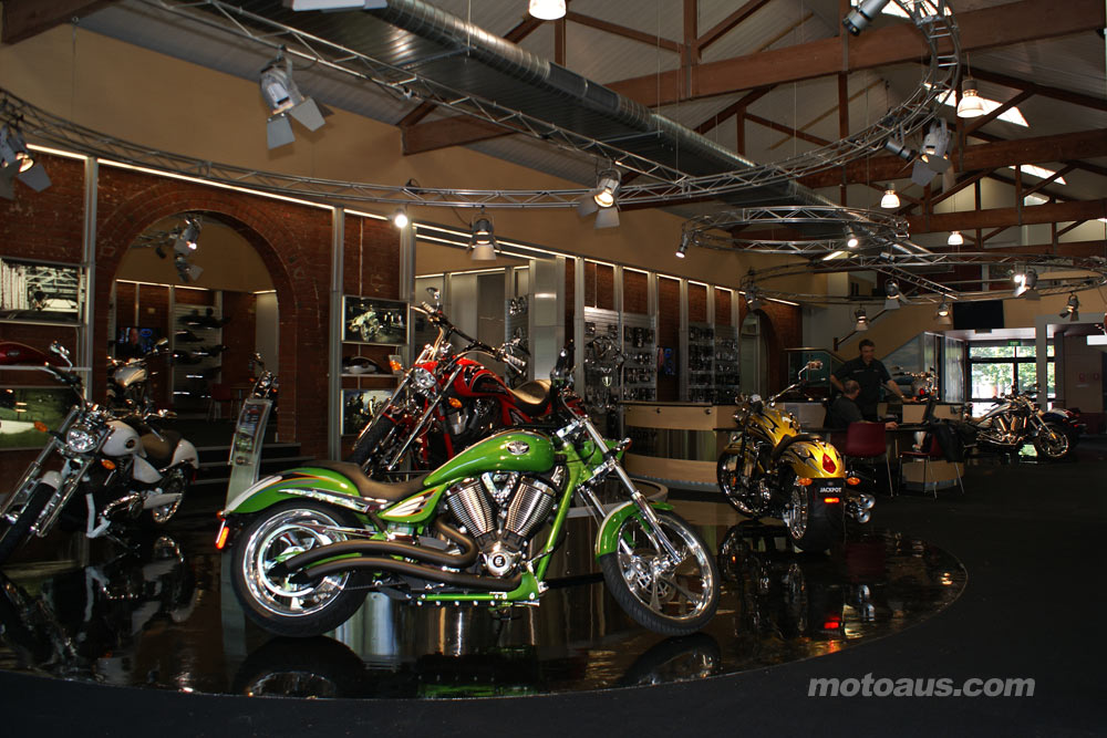 victory-showroom-22