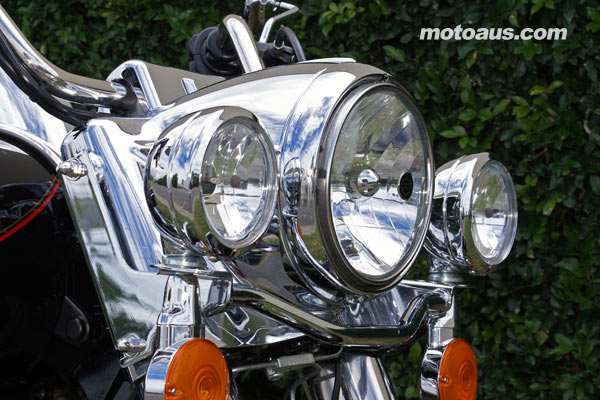 road-king-headlight-m