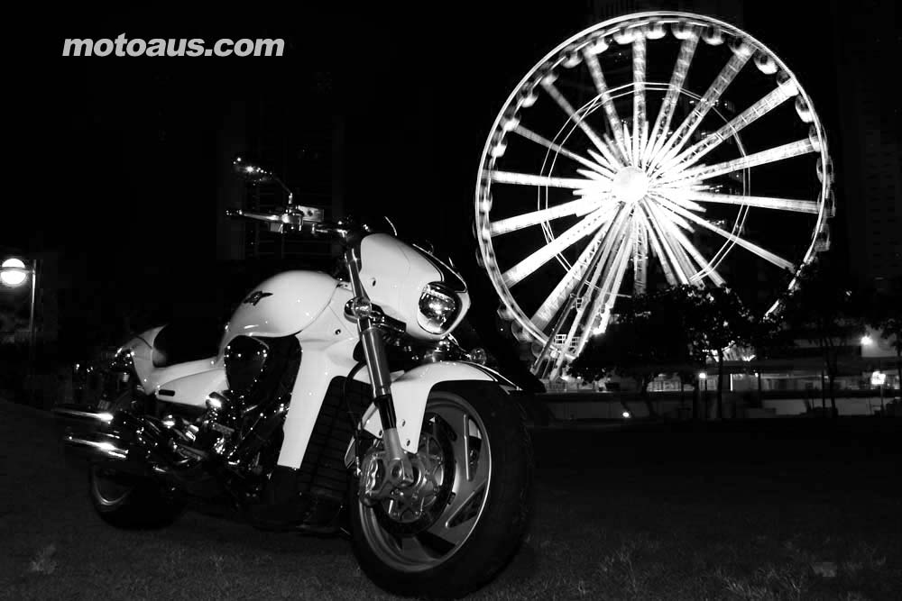 vz1800-boulevard-le-night