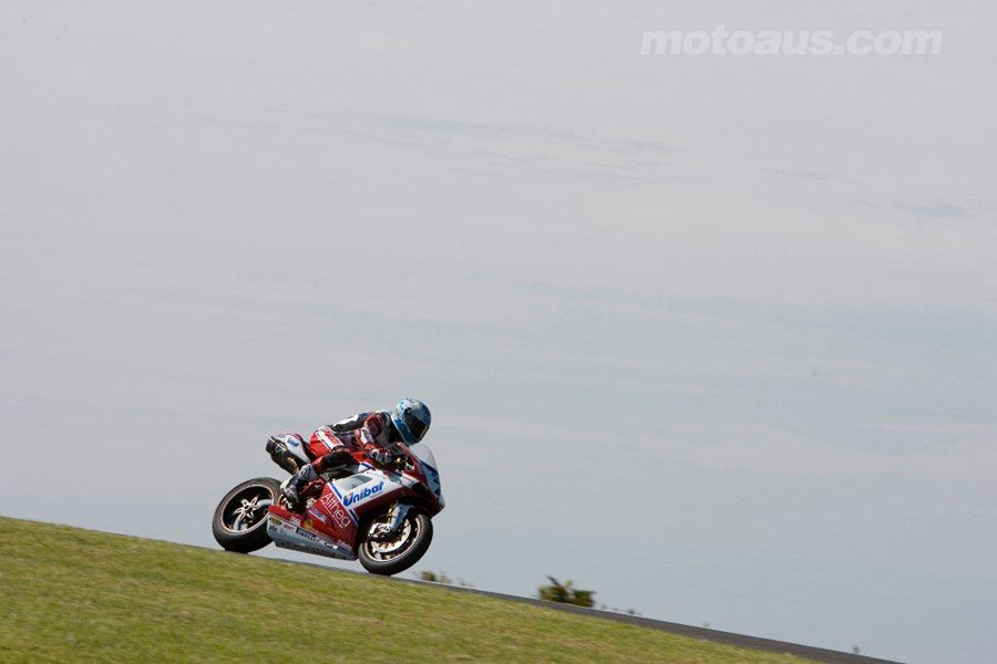 Carlos-Checa-Lukey-Heights