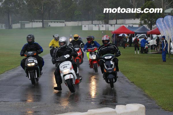 2011-scooter-24-leminz