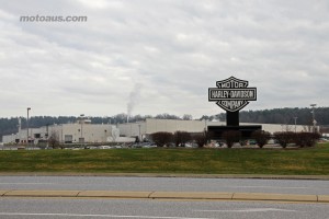 Harley-Davidson Factory Tour – Pictorial