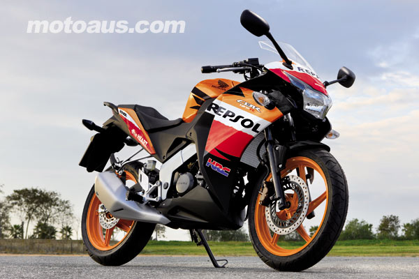 honda-cbr125r-repsol