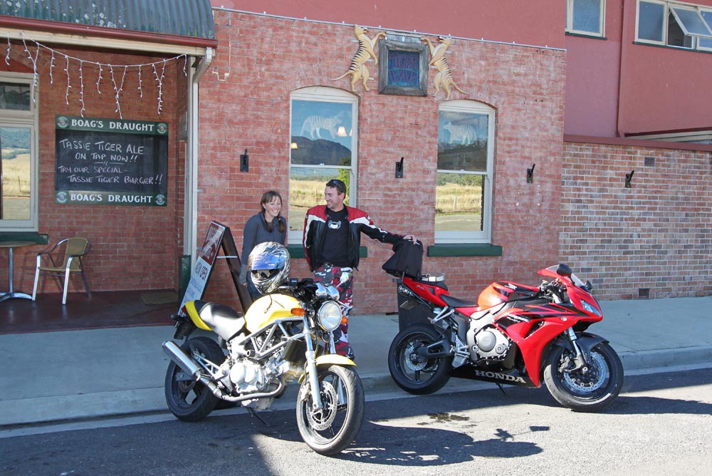 tiger-bar-mole-creek